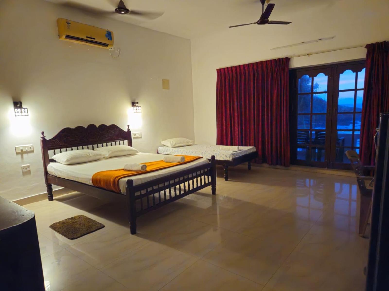 Orion Seaview Beach Hotel كوفالام المظهر الخارجي الصورة